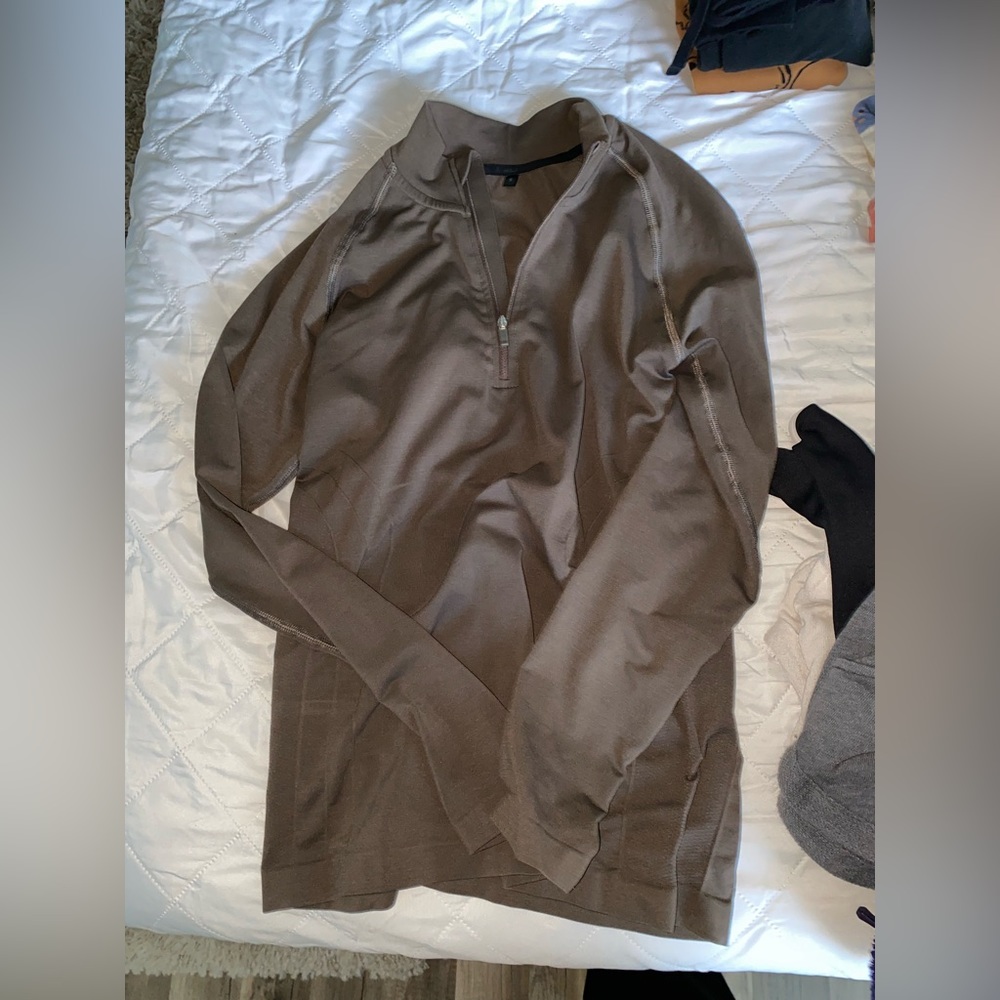 Alphalete quarter zip
